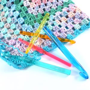 Elle Crochet Hook Plastic Set Of 5