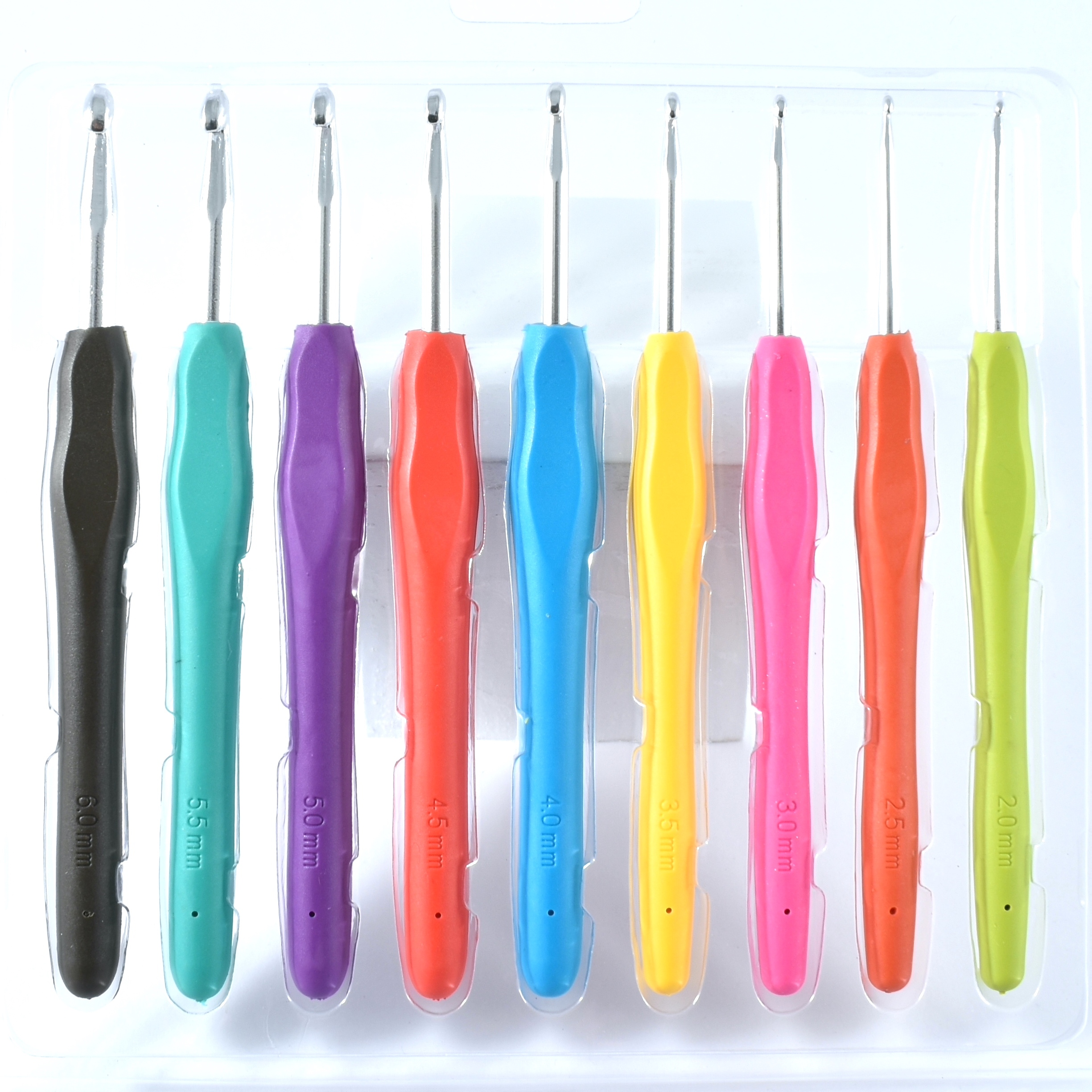 Crochet Hook Soft Grip Set of 9, sizes 2mm to 6mm - Fabric8