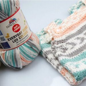 Himalaya Everyday Bebe Lux Colours Wool Ball and Knitted Piece in Pastel